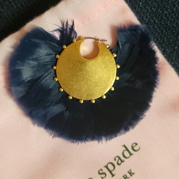 Authentic Kate Spade In Full Feather Hoops - Picture 2 of 7